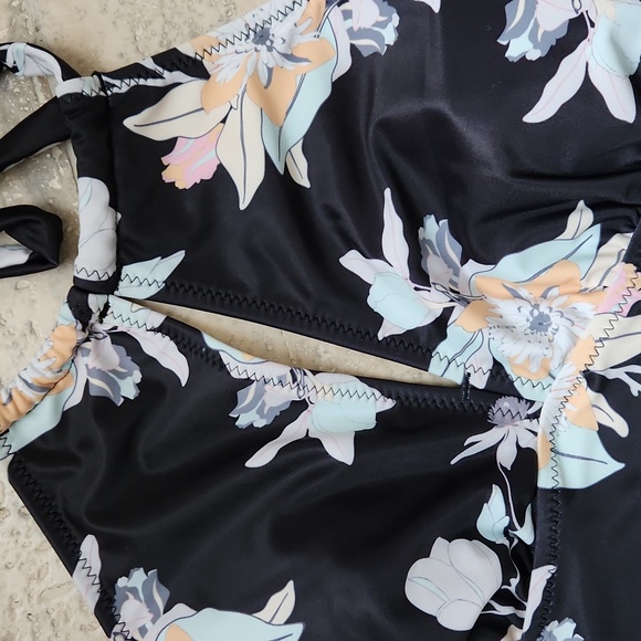 NEW Tankini Swimsuit - Picture 6 of 15